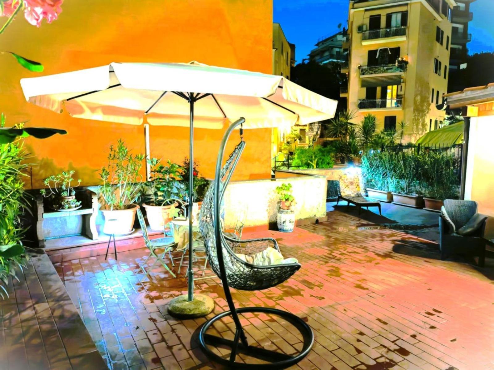 Vatican Heart Leone - Roman Terrace Exterior photo
